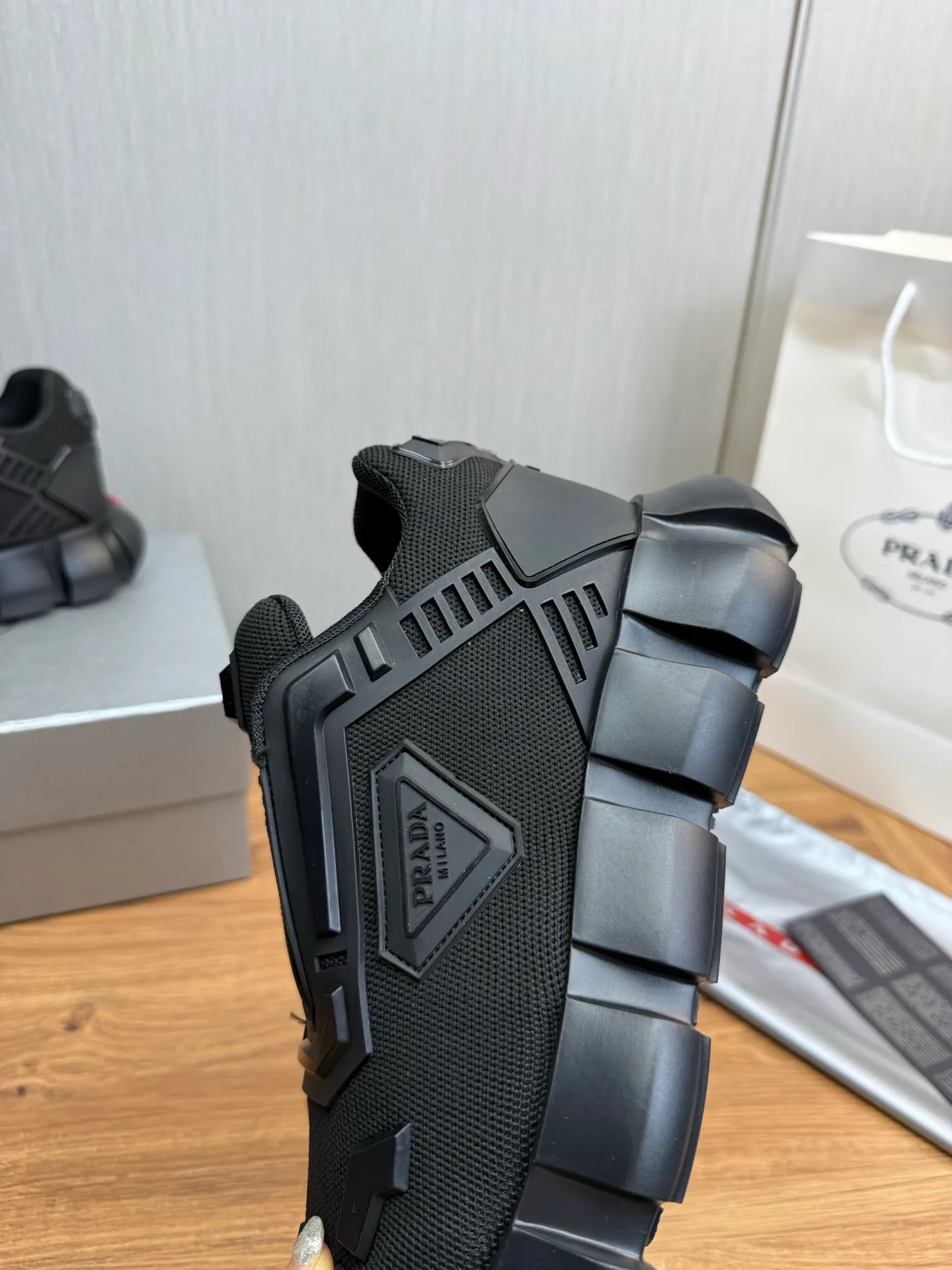 Factory price 580💰 [PRADA] Men's shoes are popular in the counter, official website is synchronized, 1 high-quality shipment ✔️Original mesh + cowhide lining, 1🆚1 replica, original bottom, 38-45 (45 customized, non-refundable)